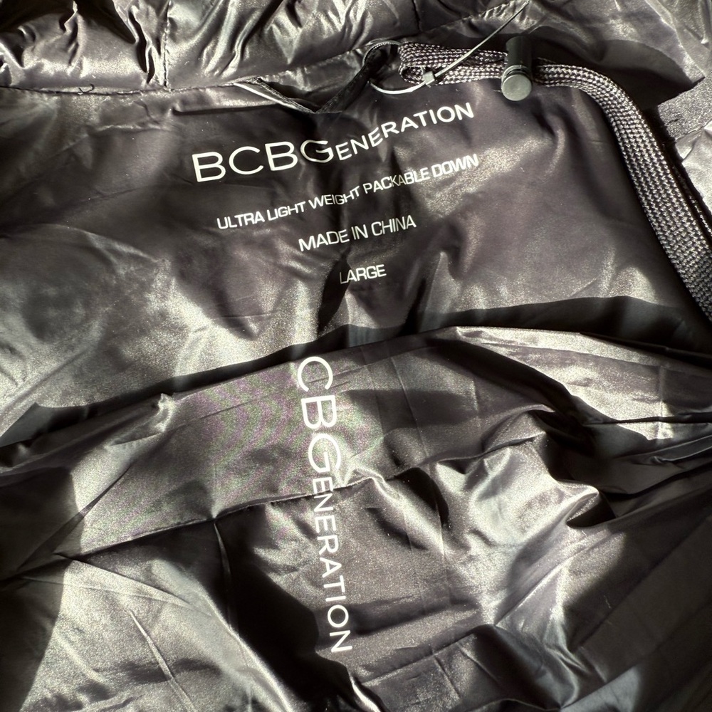 Bcbgeneration Ultra Light Weight Packable Down Ja… - image 7
